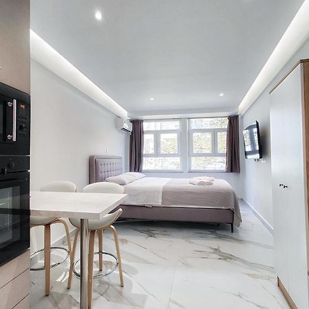 Andriiaanii Apartment Athens Ngoại thất bức ảnh